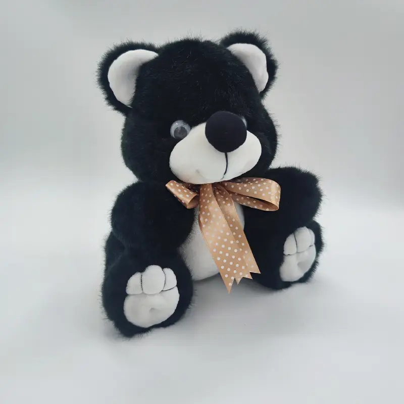 juodas meskinas siutas rankomiss