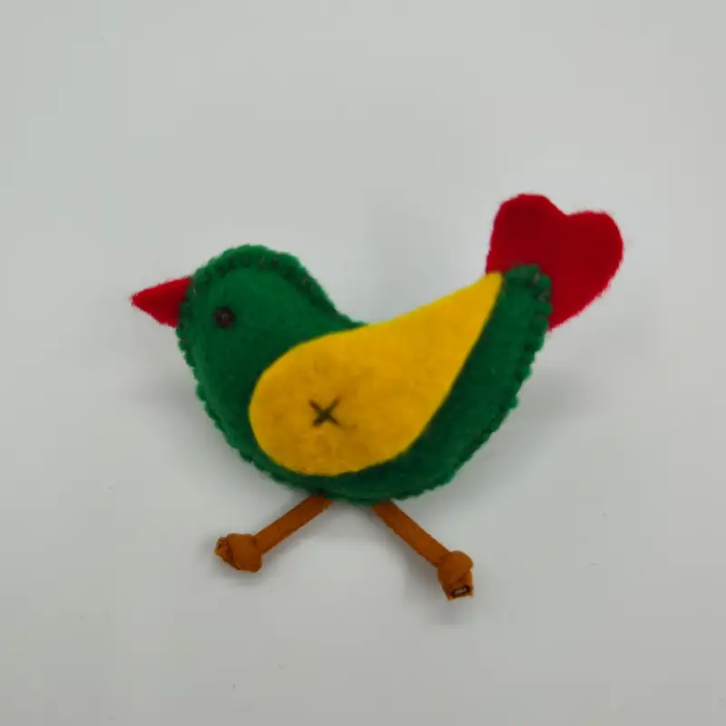 trispalvis aksesuaras žalias